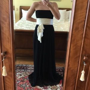 BCBGMAXAZRIA Black and white strapless gown